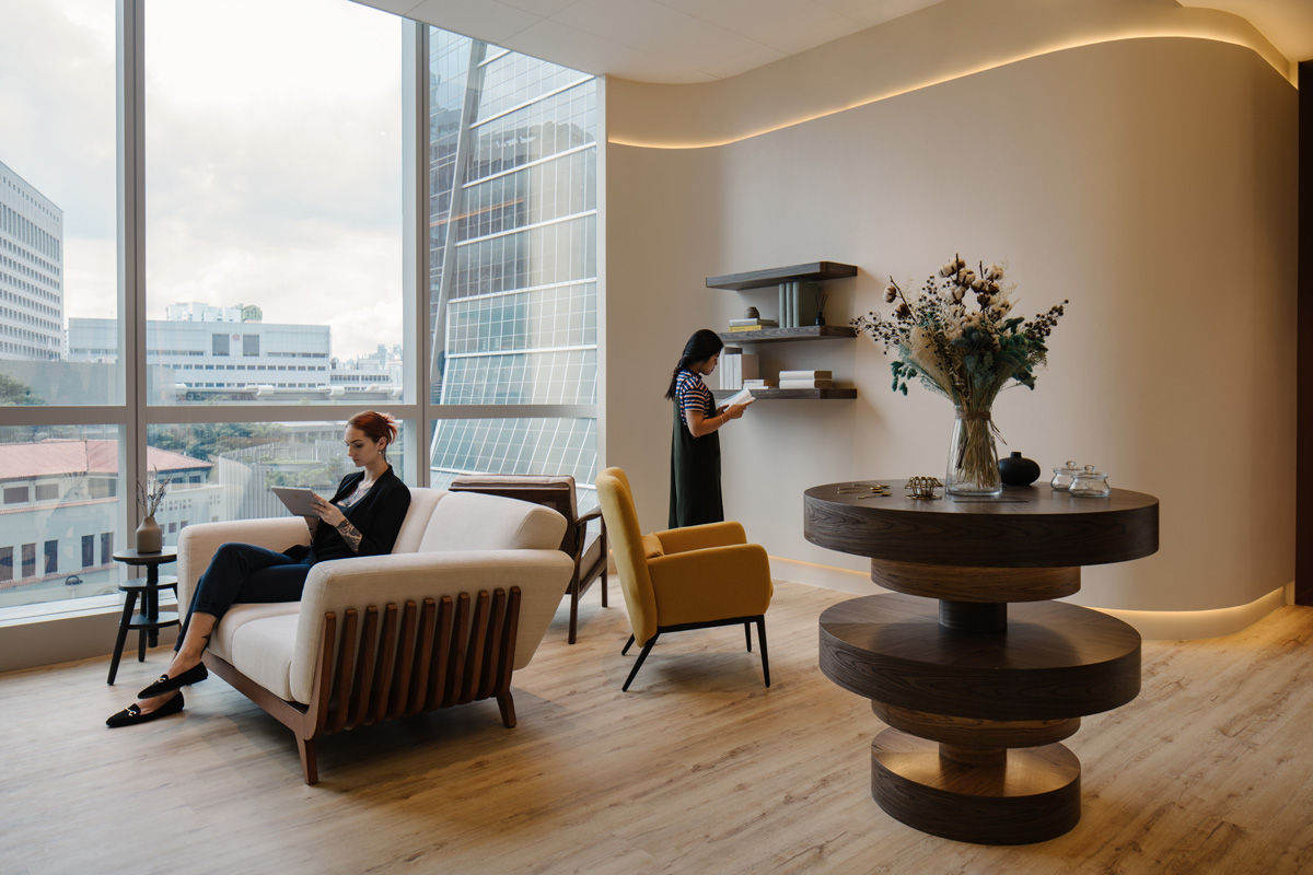 aquila-medical-reception-3